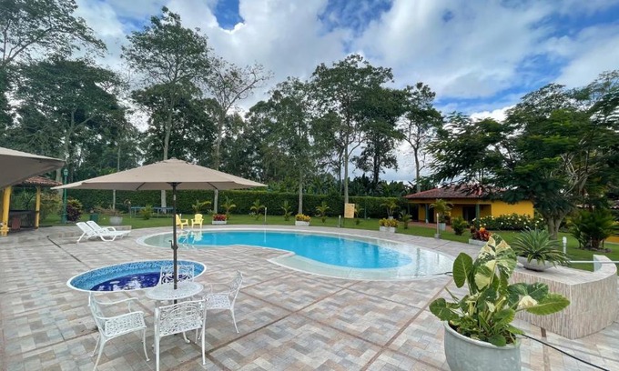 Armenia Hotel | PRAGA HOTEL CAMPESTRE