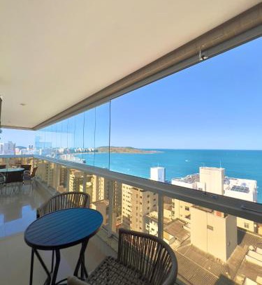 Praia do Morro Apartment | PRAIA DO MORRO DESLUMBRANTE VISTA MAR, apto novo e moderno, a uma quadra da praia, redes de proteção, quartos com ar condicionado, roupas de cama e banho, TV 65, internet, Sky, prédio com piscina, portaria 24 horas e 2 vagas