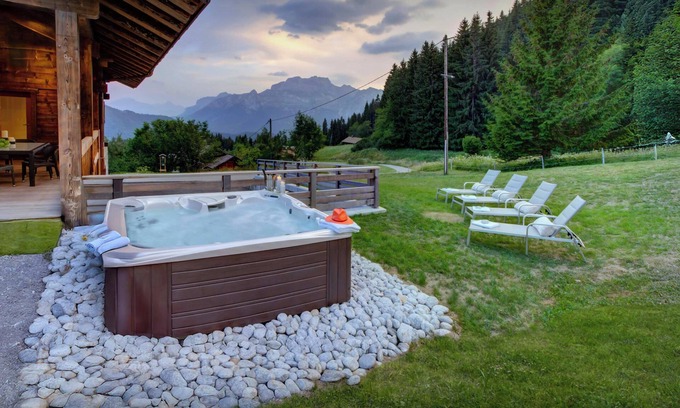 Manigod Ski Chalet | Pralor Le Peille - French Alps break for 8 with spa - OVO Network