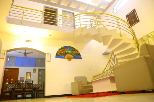 Pondicherry Beach Villa | PRAVESH VILLA with Private Swimming Pool