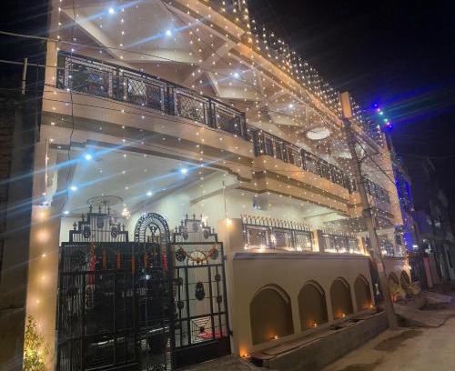 Jhusi Hotel | Prayagraj Sangam Homestays