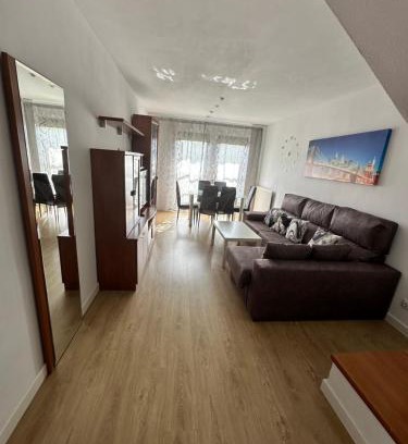 San Lazaro y Otero Apartment | Precioso duplex en Oviedo WIFI
