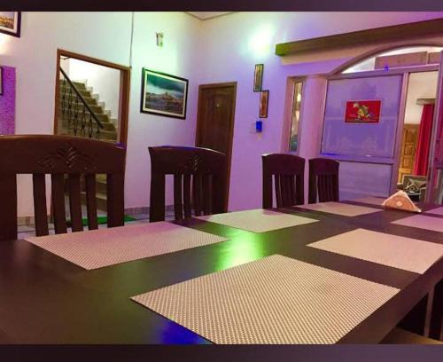 Gomti Nagar House | Precious inn