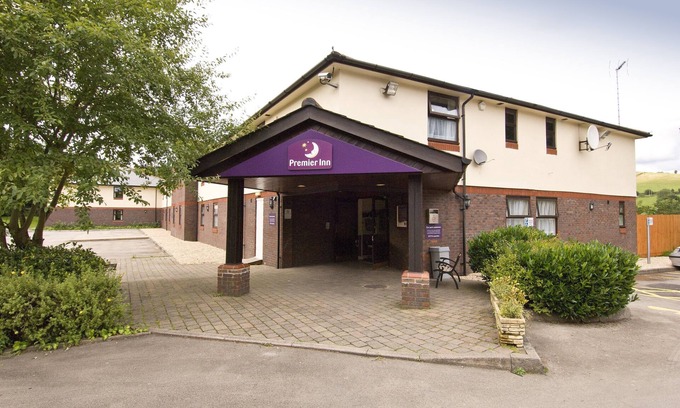 Llanbradach Hotel | Premier Inn Caerphilly - Corbetts Lane