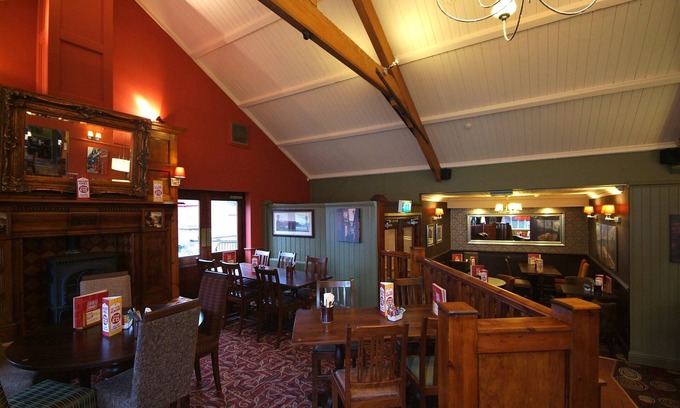 Chester Hotel | Premier Inn Chester Central North