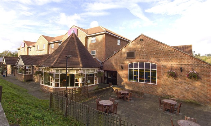 St Leonards-On-Sea Hotel | Premier Inn Hastings