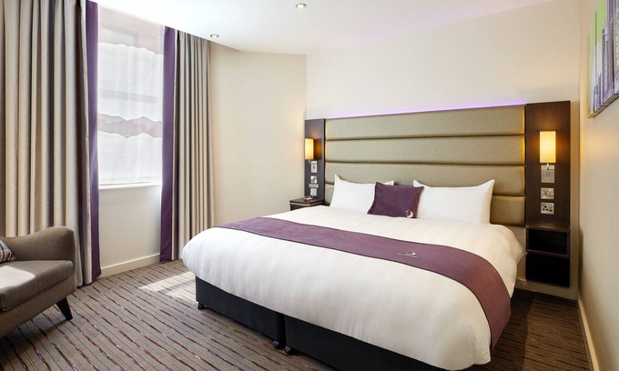 Brampton Hotel | Premier Inn Huntingdon - A1/A14