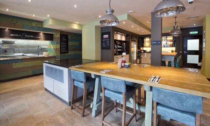 Battersea Hotel | Premier Inn London Clapham