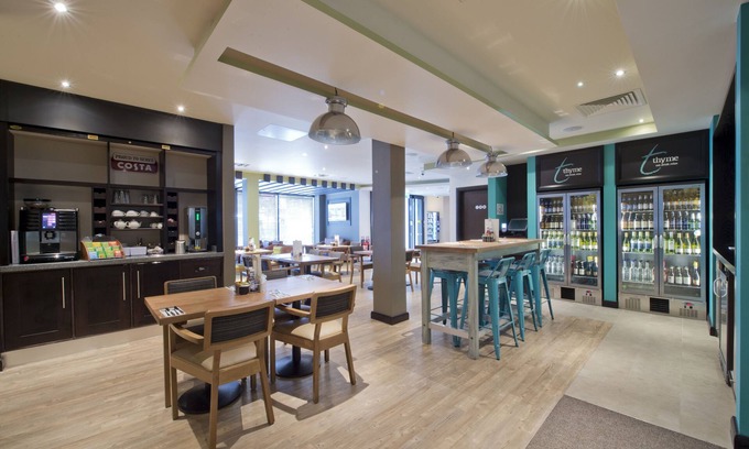 Tottenham Hale Hotel | Premier Inn London Tottenham Hale