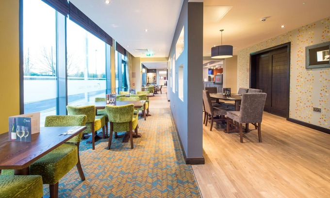 Maidenhead Hotel | Premier Inn Maidenhead Town Centre