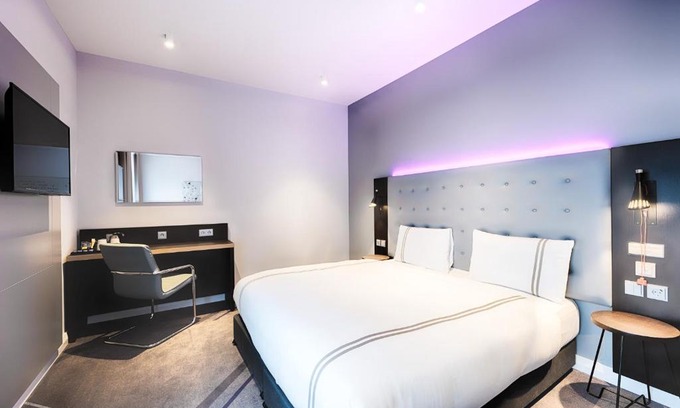 Regensburg Hotel | Premier Inn Regensburg City Centre
