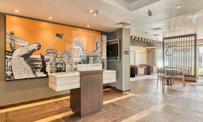 Rickmansworth Hotel | Premier Inn Rickmansworth