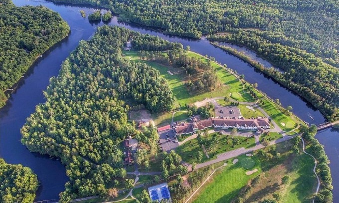 Pembine Apartment | Premier Queen Suite | Year-Round Activities!