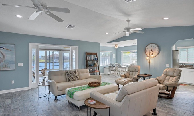South Gulf Cove House | 🥇 Premium 2bd villa on the canal (SGC1059)