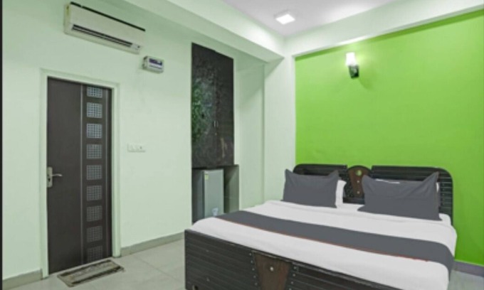 Lajpat Nagar Bed & Breakfast | premium villa 2