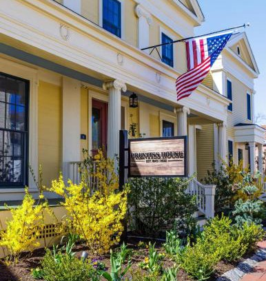 Agassiz Hotel | Prentiss House by Thatch