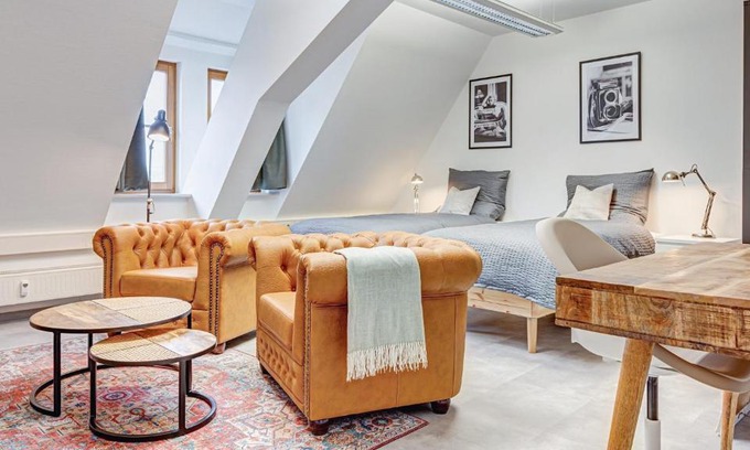 Mühlhausen Apartment | Pressehaus Apartment Obermarkt Spa