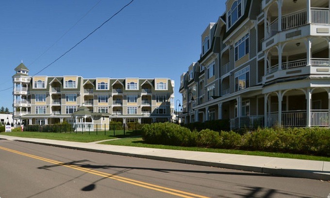 Bemus Point Condo | Prestigious Bemus Bay Condo C-101