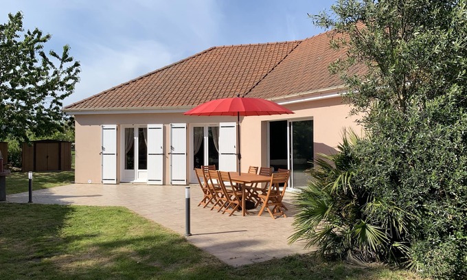 Clasville House | Pretty 126M2 house with garden, close to beaches and leisure center.