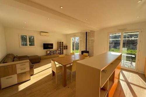 Chateauneuf-Grasse House | Pretty 7-people house 5 min from Opio Golf Club