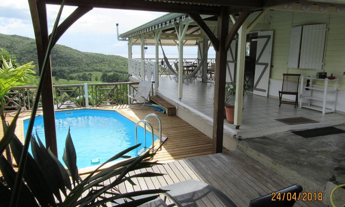 Trois-Ilets House | Pretty Creole villa, view on sea and countryside
