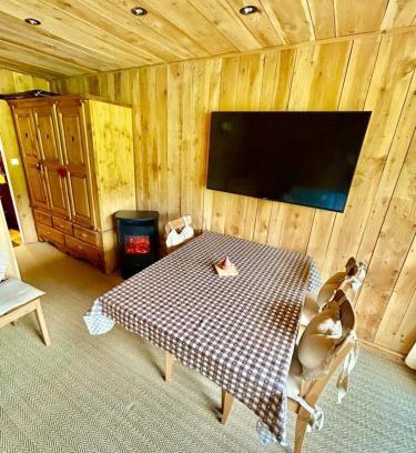 Saint-Etienne-en-Devoluy Apartment | Pretty family nest in front of snow