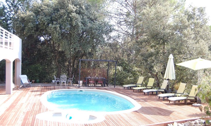 Nimes City Centre Villa | Pretty spacious and friendly villa in the Nîmes Garrigue