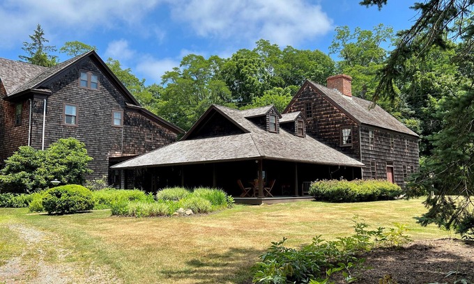 Orient House | Preview listing: One-of-a-kind historic home in Orient with space to spread out