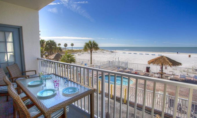 Madeira Beach Condo | Prime location, comfort, and sunset views – your perfect getaway awaits!