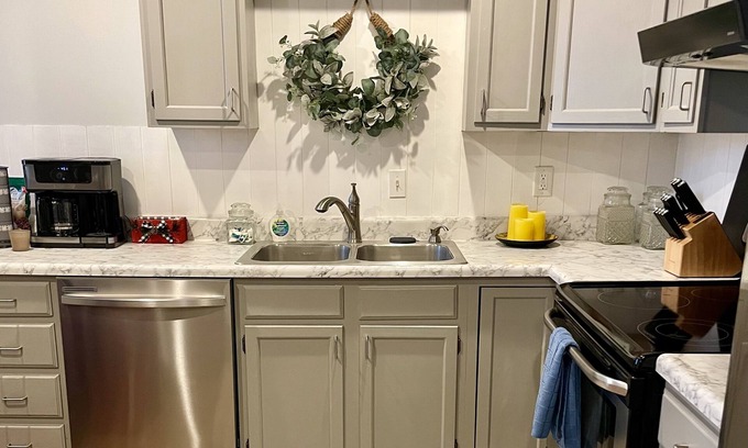 Lindsborg Apartment | Prime location for shopping, art galleries, and dining!