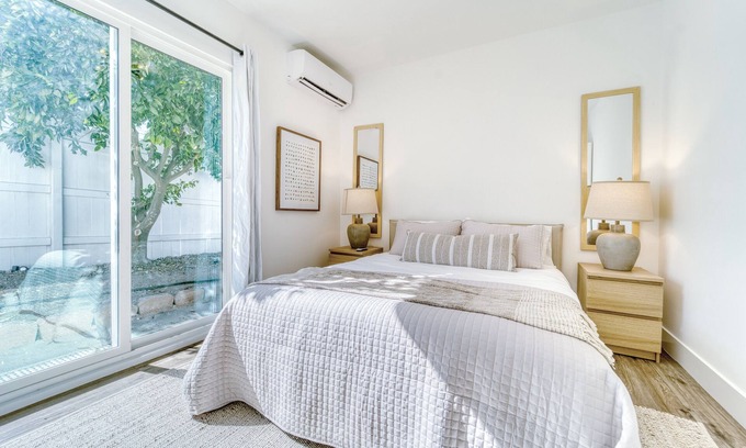 Winnetka House | Prime Location, Modern Style: Explore LA from Our Reseda Oasis!