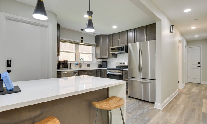 Oak Park Apartment | Prime Oak Park Location: Modern Home w/Yard!