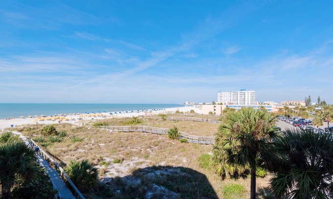 St. Pete Beach Condo | π
Prime View Condo β Gulf Strand Resort, St. Pete Beach