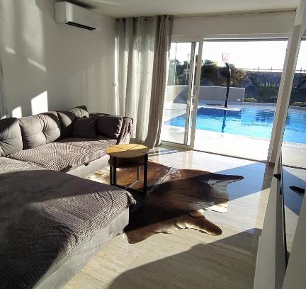 Primosten Burnji Apartment | Primošten Pool Fantasy apartmant