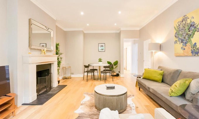 Primrose Hill Apartment | Primrose Hill Park
