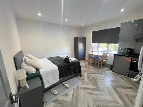 Bowes House | Princes 6HA