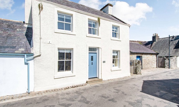 Whithorn Cottage | PRIORY WALK, pet friendly, character holiday cottage in Whithorn