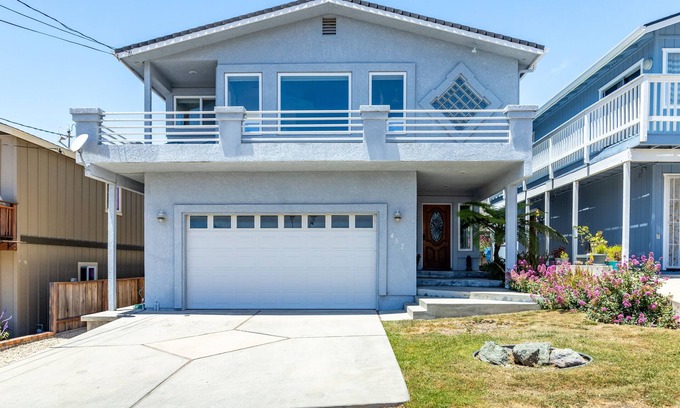 Morro Bay House | Pristine beach house with ocean views