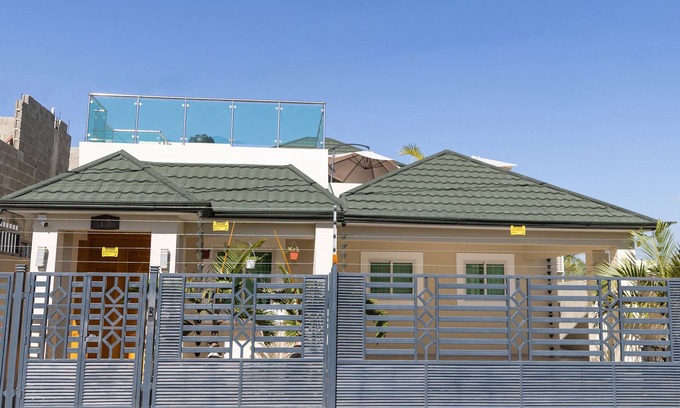Santiago de los Caballeros House | Private house w/jacuzzi,Pool table and more