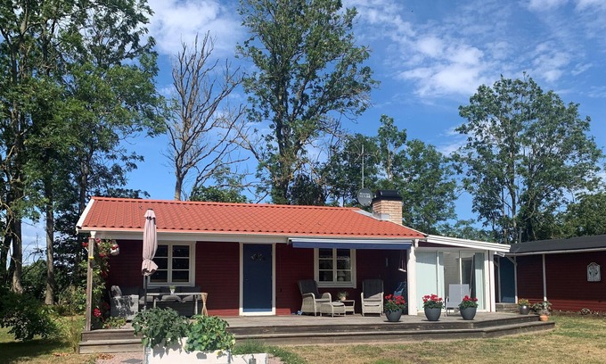 Storlinge Cottage | Privat Cozy cottage with large plot 7 km from Borgholm.