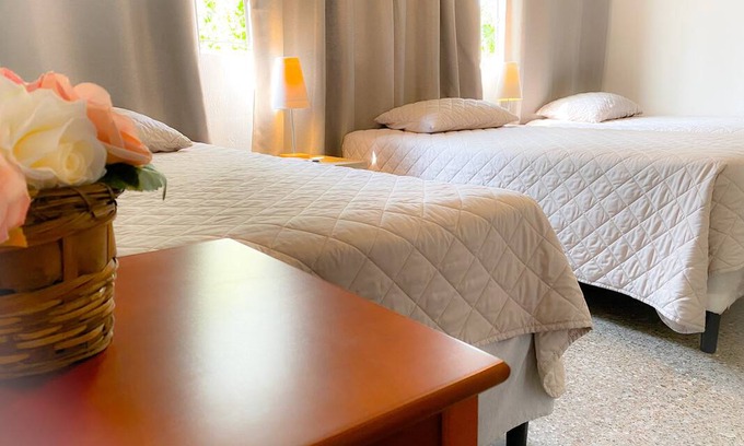 Zona 6 Resort | Private room ∙ 4 guests