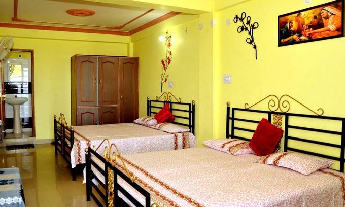 Sanjauli Resort | Private room ∙ 4 guests