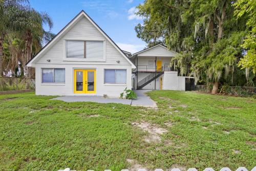 Oviedo House | Private 1br Getaway Fast Wi-fi & 25 Off