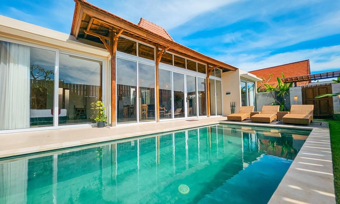 Sunset Road Villa | Private 3 BR Villa in Seminyak with Pool