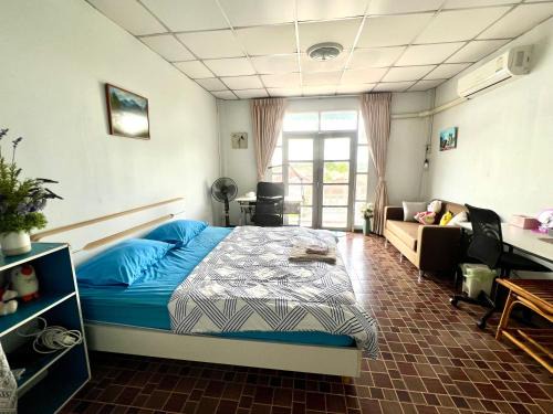 Tha Raeng House | Private 3rd Floor Room