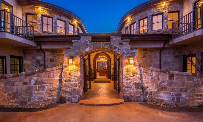 The Preserve Villa | Private 8400sqft Mansion 6 bdrm Prvt Jacuzzi Theatre Room