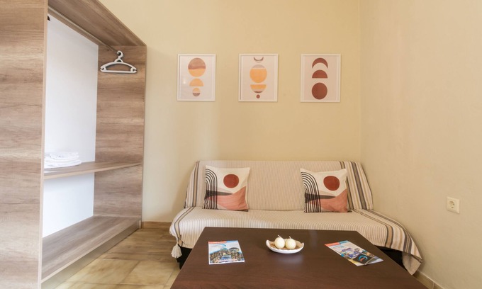 Kavos Apartment | Private Apartment