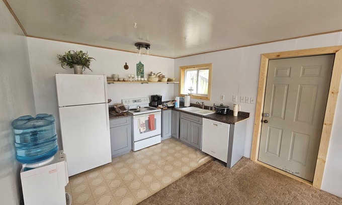 Ketchikan Apartment | Private Apartment near World Class Fishing