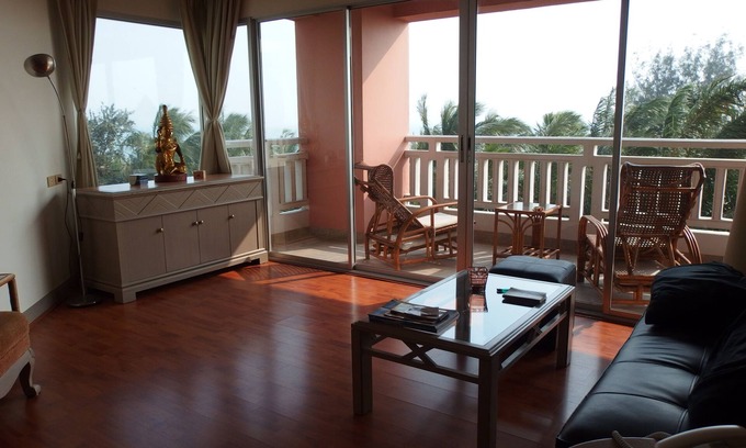 Cha-am Apartment | Private apartment with hotel service in a golfing and wellness hotel