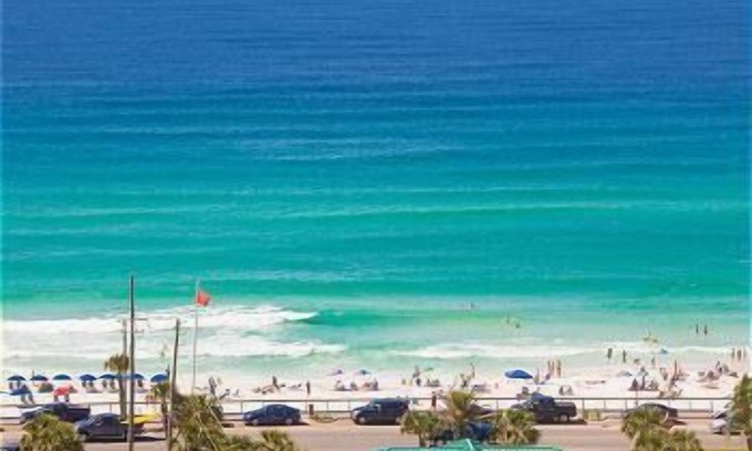 Miramar Beach Condo | Private Balcony ~ Gulf Views ~ Lake Views ~ Seasonally Heated Pool ~ Seascape